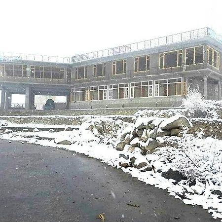Fairy Land Hotel Karimabad  ภายนอก รูปภาพ