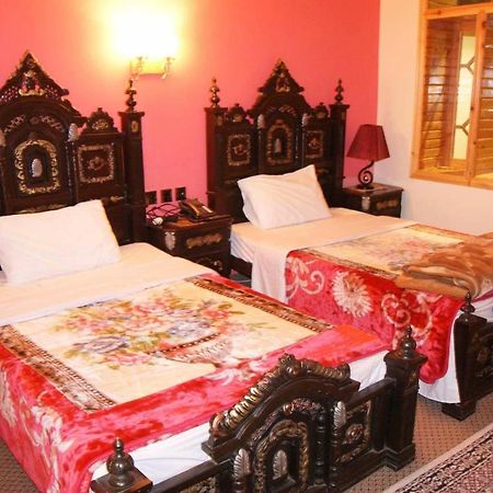 Fairy Land Hotel Karimabad  ภายนอก รูปภาพ