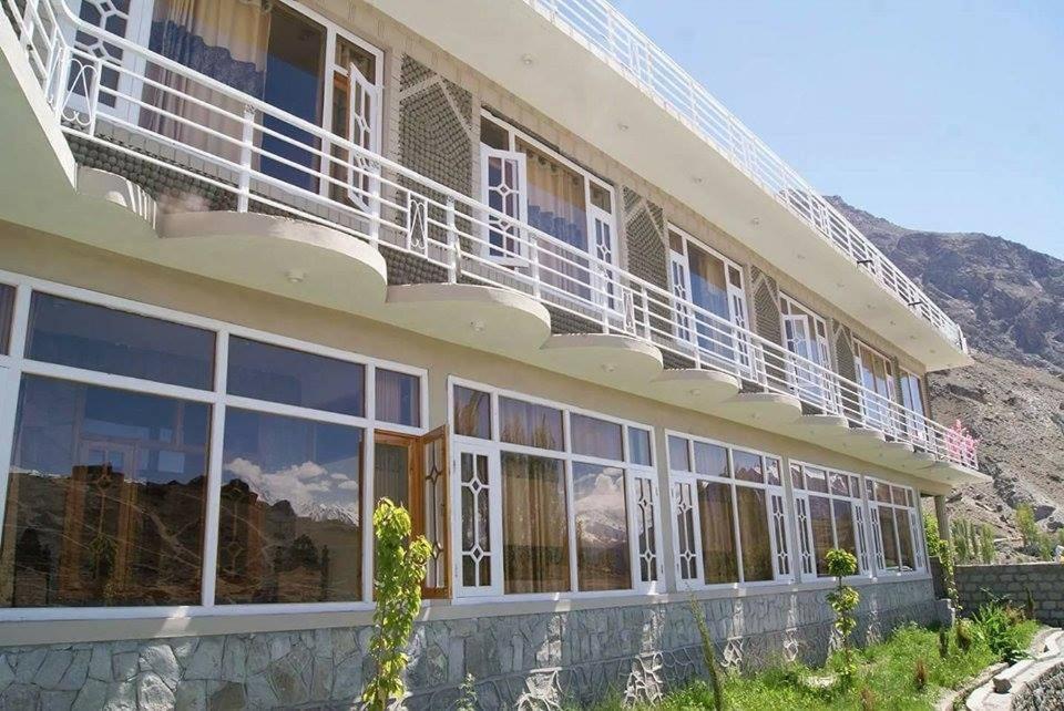 Fairy Land Hotel Karimabad  ภายนอก รูปภาพ