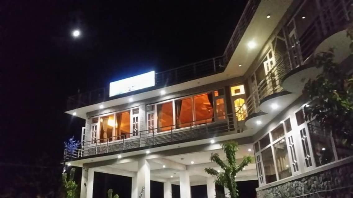 Fairy Land Hotel Karimabad  ภายนอก รูปภาพ