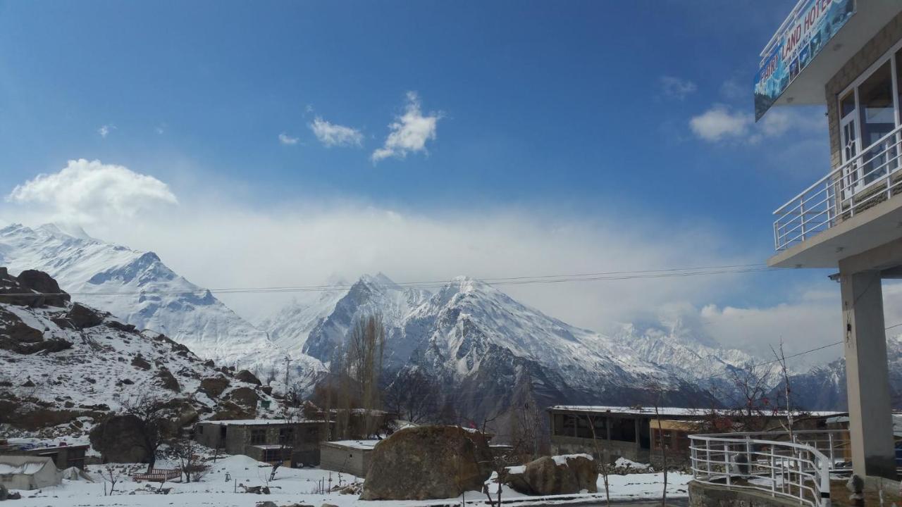 Fairy Land Hotel Karimabad  ภายนอก รูปภาพ